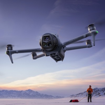 大疆DJI Mavic 4Pro无人机御4Pro旗舰三摄哈苏相机超稳图传高清影图2