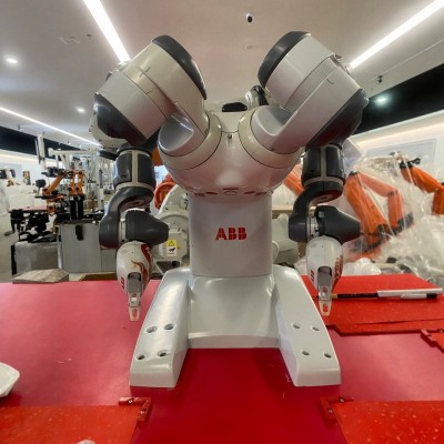 ABB YuMi IRB 14000-0.5/0.5 负载 0.5KG 工作区域 559mm智能编程图4