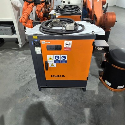 KUKA 库卡机器人 KR2100 R2700 会焊接和搬运 打磨的工业机械手臂