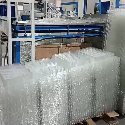 源头工厂直供吸塑机械手 吸塑成型机捡料机械手 吸塑连线机械手图2