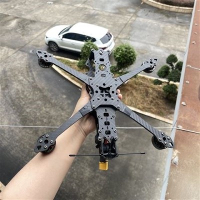 碳纤维穿越机架图4