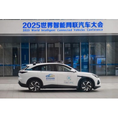 狐阿尔法T5 Robotaxi