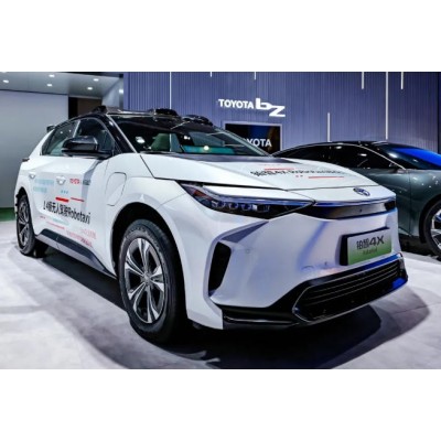 铂智4X自动驾驶出租车