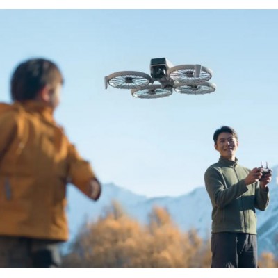 DJI Flip（带屏遥控器）