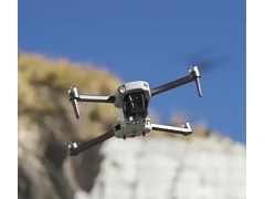 带屏遥控无人机航拍