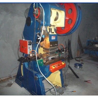 专业生产空气自动送料机 气动自动送料机 空气送料机 送料器