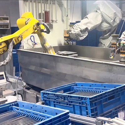 苏州智能力控系统笔记本打磨机器人金属设备机器臂机械手多关节图2