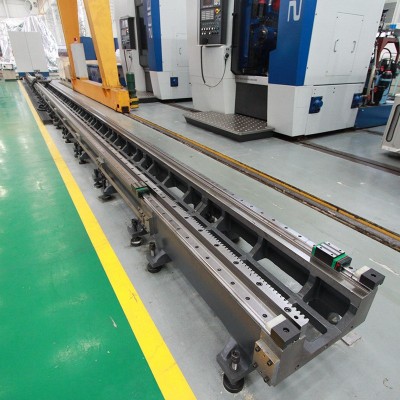 非标定制激光切割工业重型搬运机器人地轨第七轴行走轨道控制系统图3